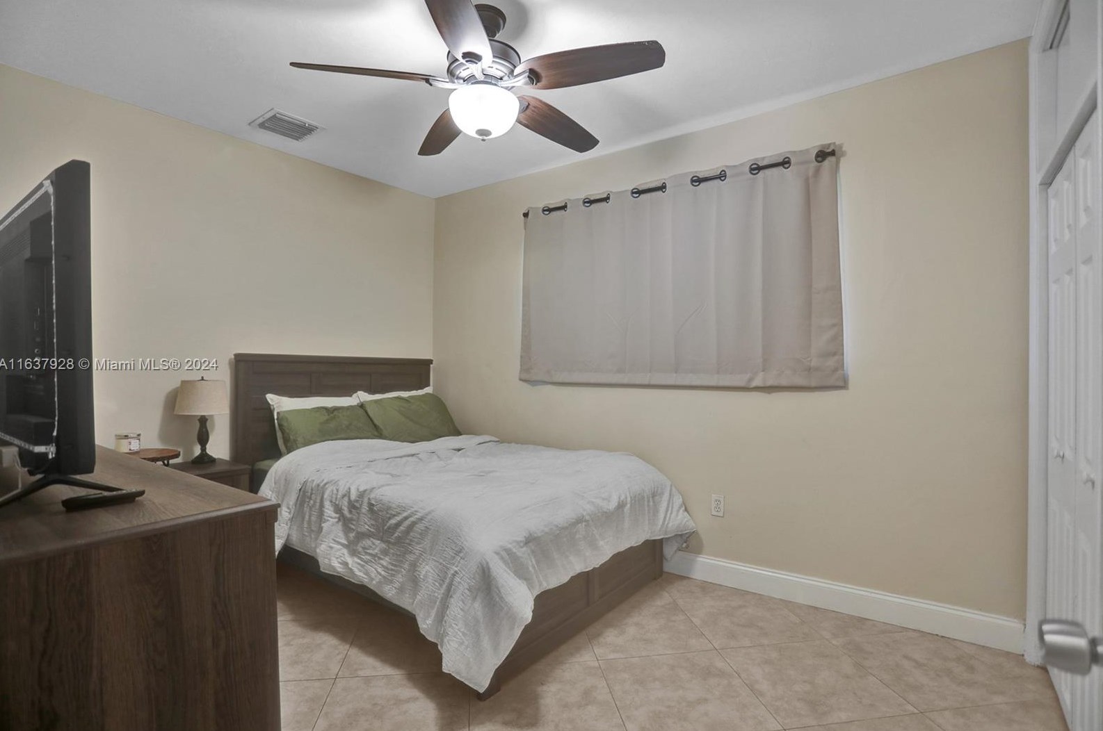 8800 190 St, Miami FL 33157-7929 exterior