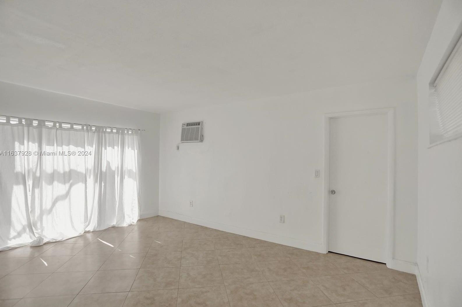 8800 190 St, Miami FL 33157-7929 exterior