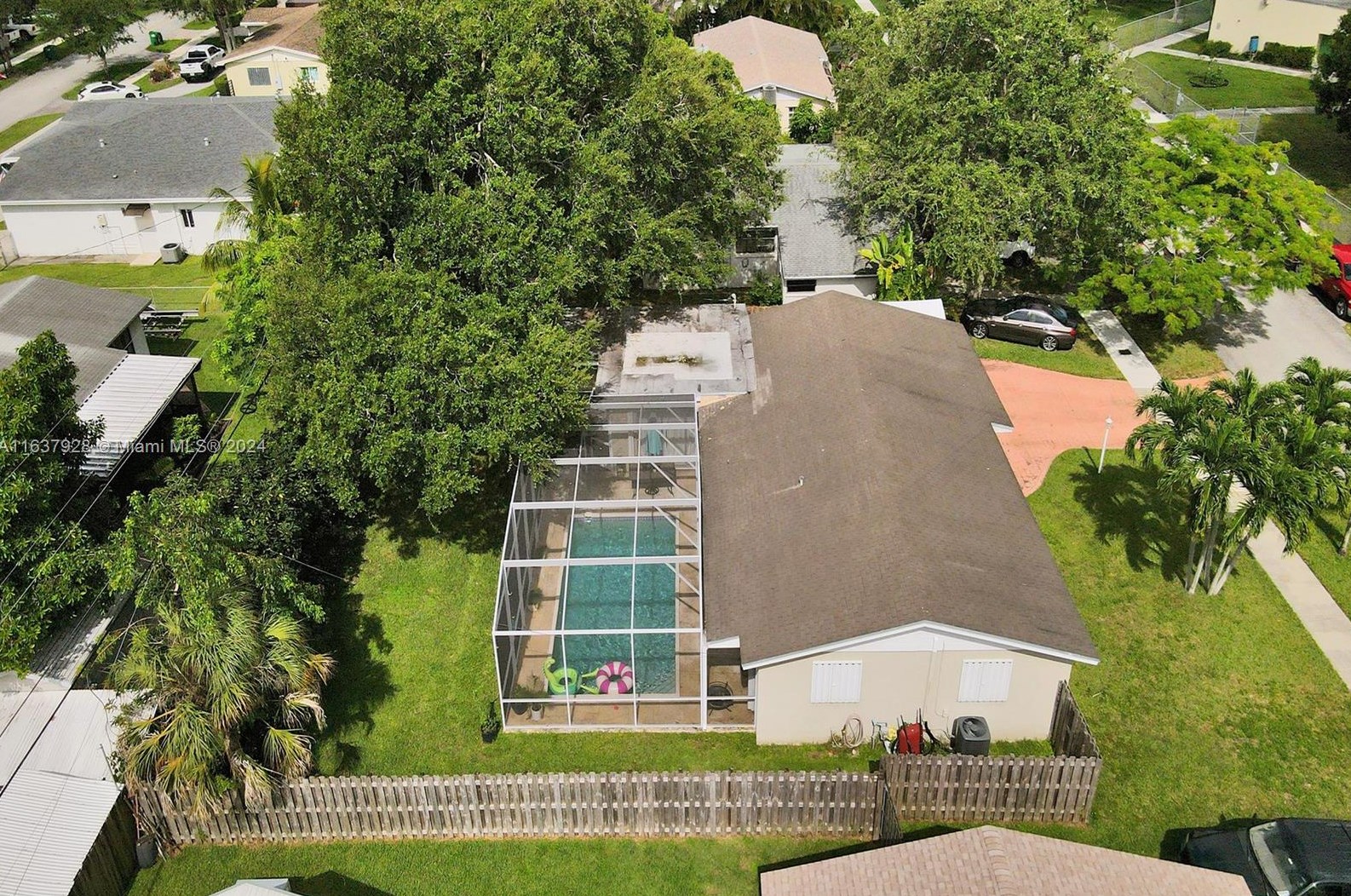 8800 190 St, Miami FL 33157-7929 exterior