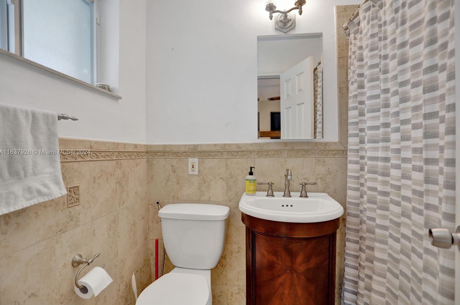 8800 190 St, Miami FL 33157-7929 exterior