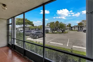 468 NE 206th Ln, Miami, FL 33179 - Photo 43