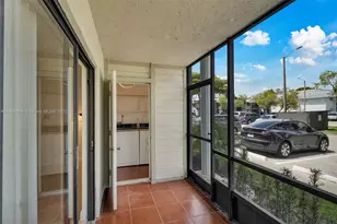 468 NE 206th Ln, Miami, FL 33179 - Photo 45