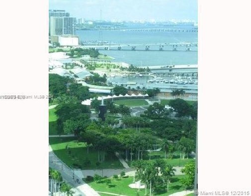 300 Biscayne Blvd, Miami FL 33131-5308 exterior