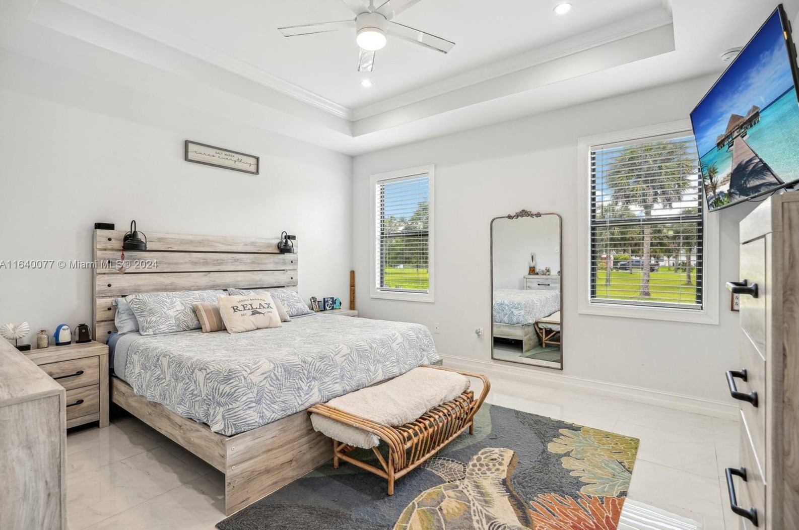 2829 18 Ave, Naples FL 34120-4524 exterior