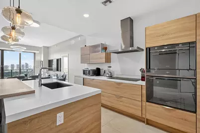 16385 Biscayne Blvd #PH7, North Miami Beach, FL 33160 - Photo 23