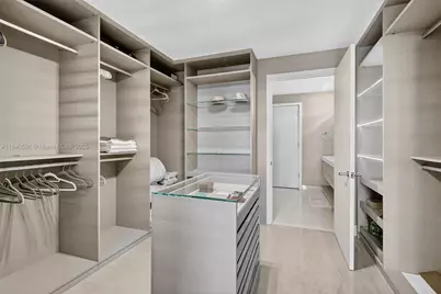 16385 Biscayne Blvd #PH7, North Miami Beach, FL 33160 - Photo 25