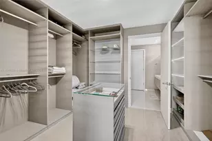 16385 Biscayne Blvd, North Miami Beach, FL 33160 - Photo 25