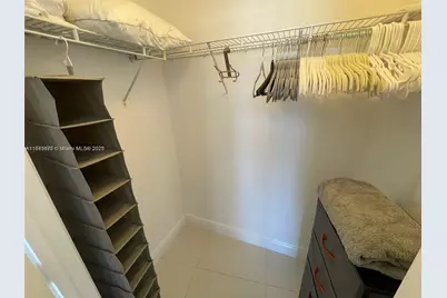 1750 N Bayshore Dr #2708, Miami, FL 33132 - Photo 15