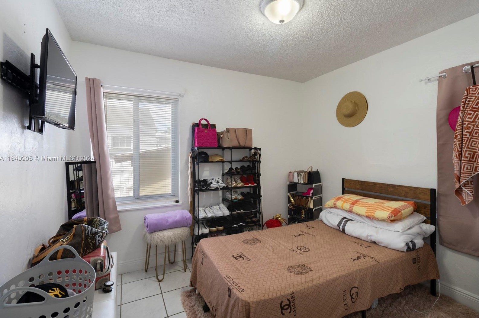 471 32 Ct, Miami FL 33125-4119 exterior