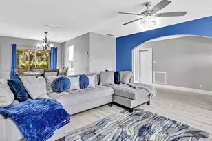 1020 NW 48th Pl, Deerfield Beach, FL 33064 - Photo 7