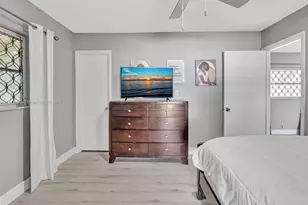 1020 NW 48th Pl, Deerfield Beach, FL 33064 - Photo 43