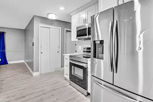 1020 NW 48th Pl, Deerfield Beach, FL 33064 - Photo 19