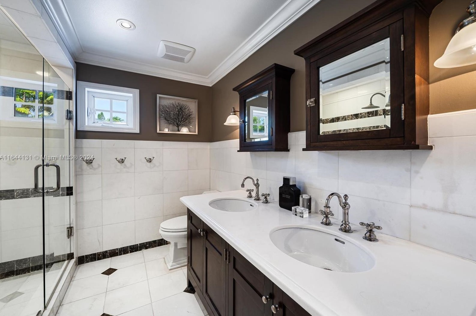 7360 164 St, Miami FL 33157-3879 exterior