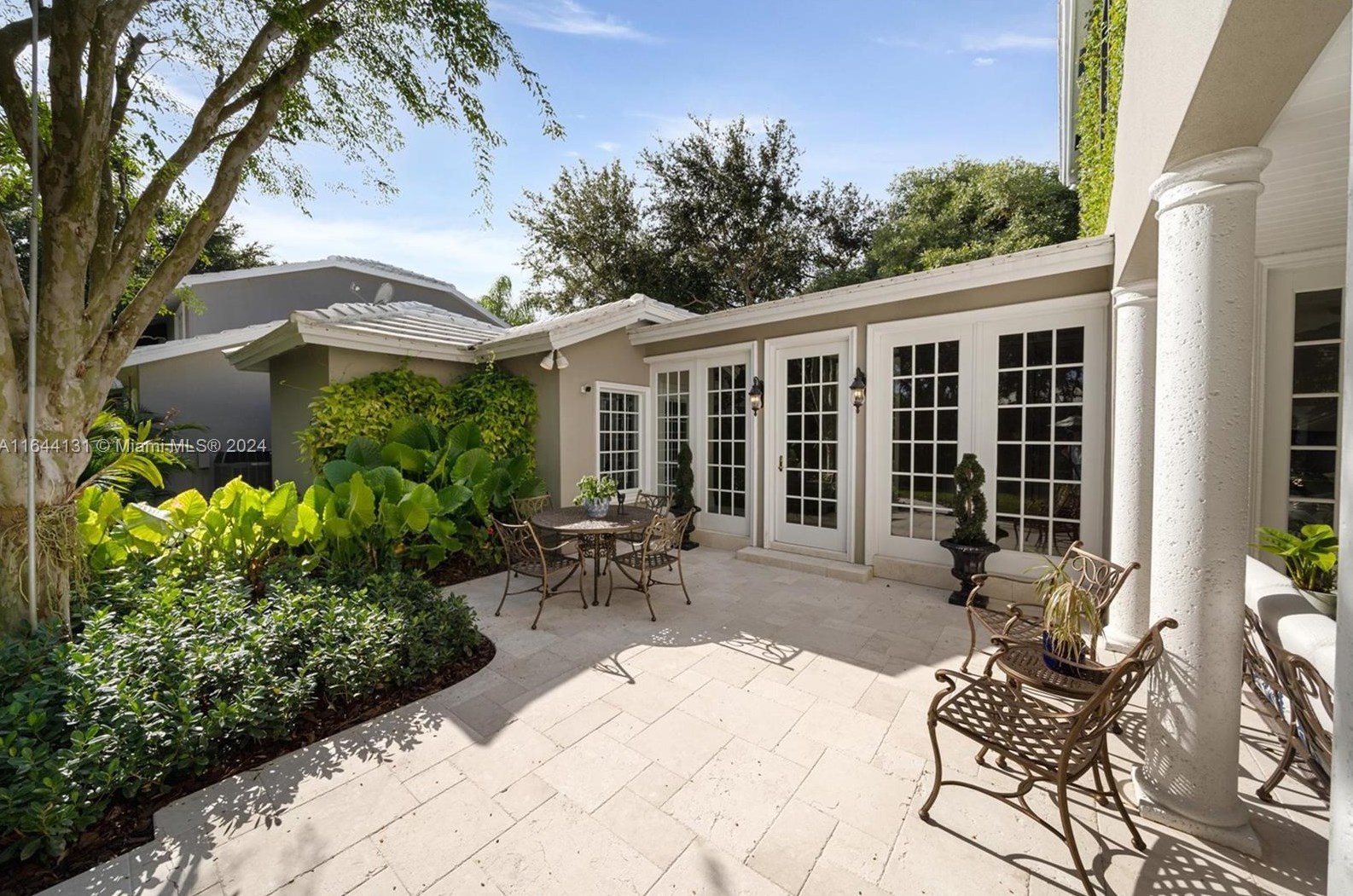 7360 164 St, Miami FL 33157-3879 exterior