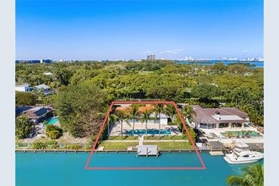 720 Lake Road, Miami, FL 33137 - Photo 1