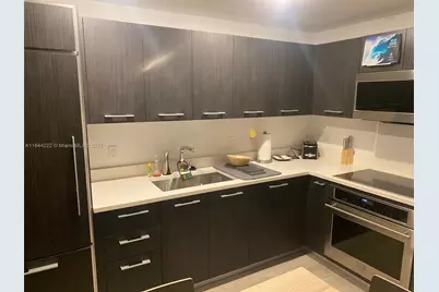 45 SW 9th St #1005, Miami, FL 33130 - Photo 39