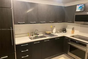 45 SW 9th St, Miami, FL 33130 - Photo 39