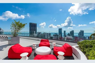 45 SW 9th St #1005, Miami, FL 33130 - Photo 9