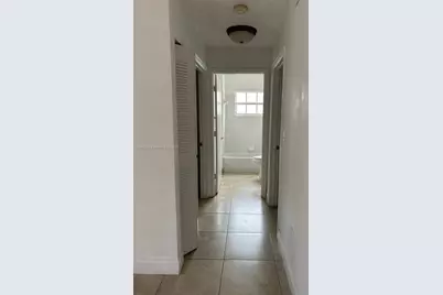 9136 NW 192nd Ter, Hialeah, FL 33018 - Photo 9