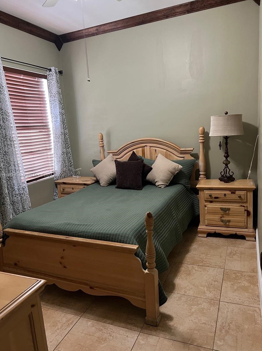 1734 18th St, Miami FL 33125-2315 exterior