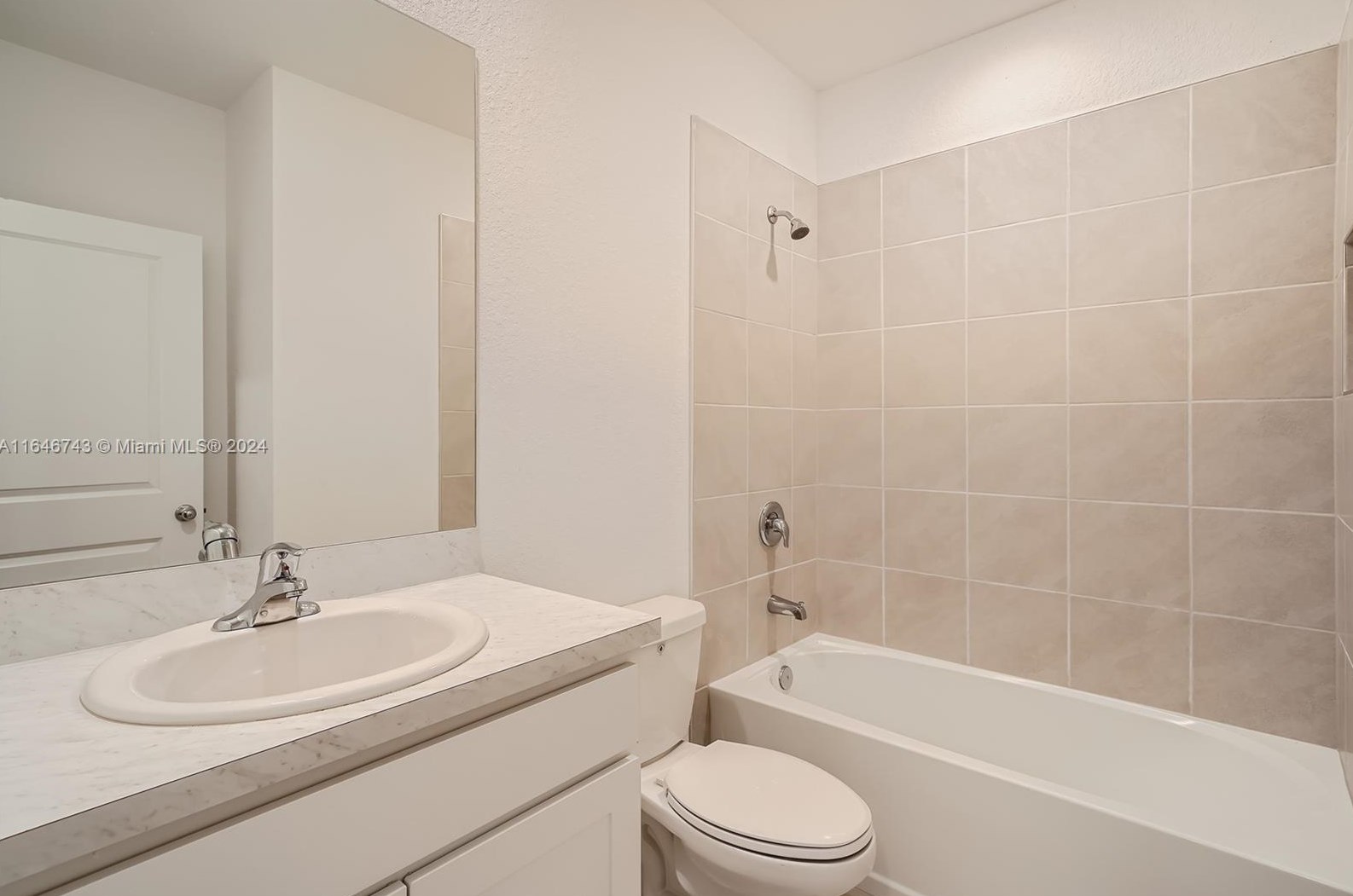 482 12 St, Homestead FL 33035-2160 exterior