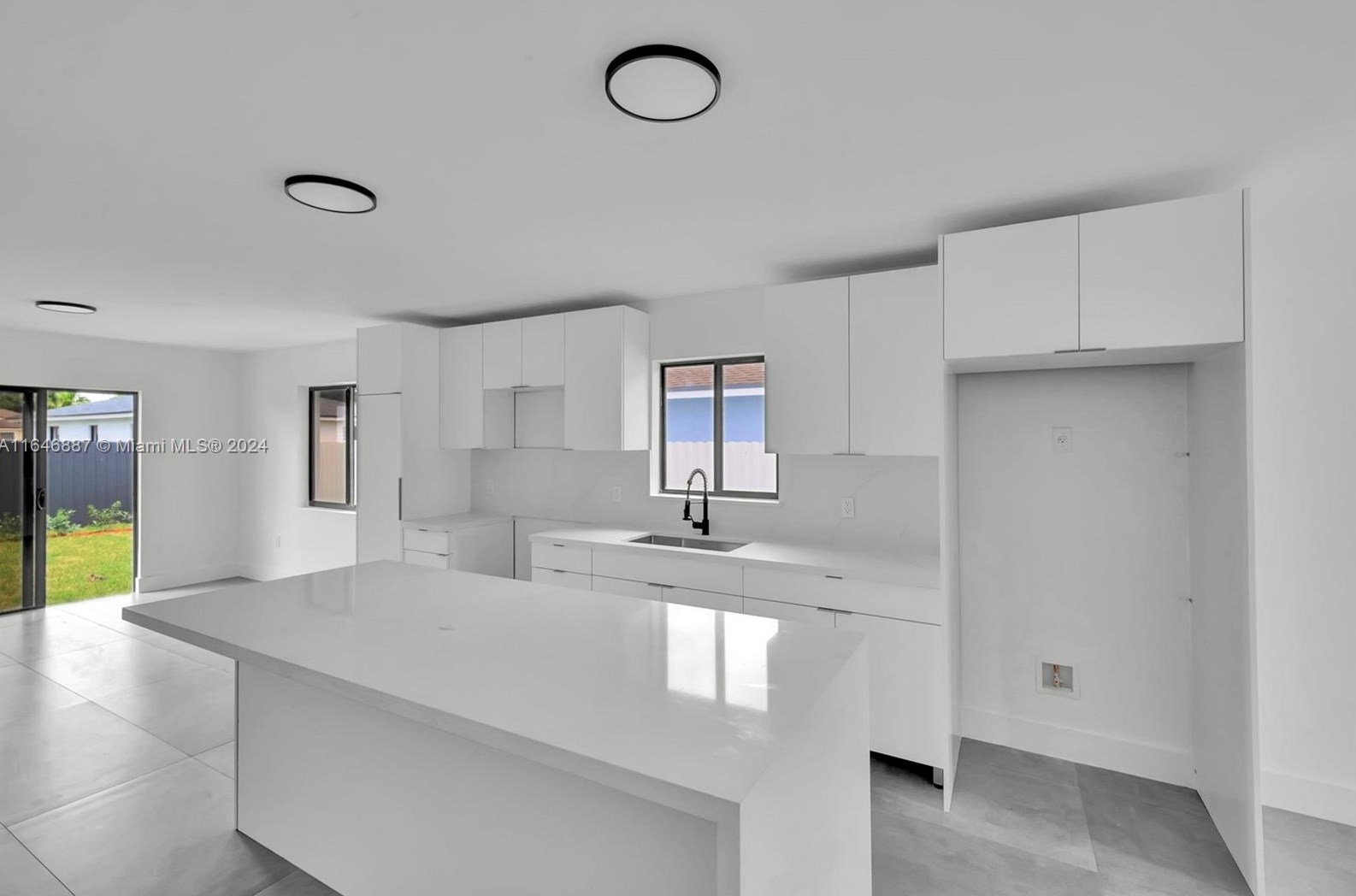 2400 153 St, Miami FL 33185-2469 exterior