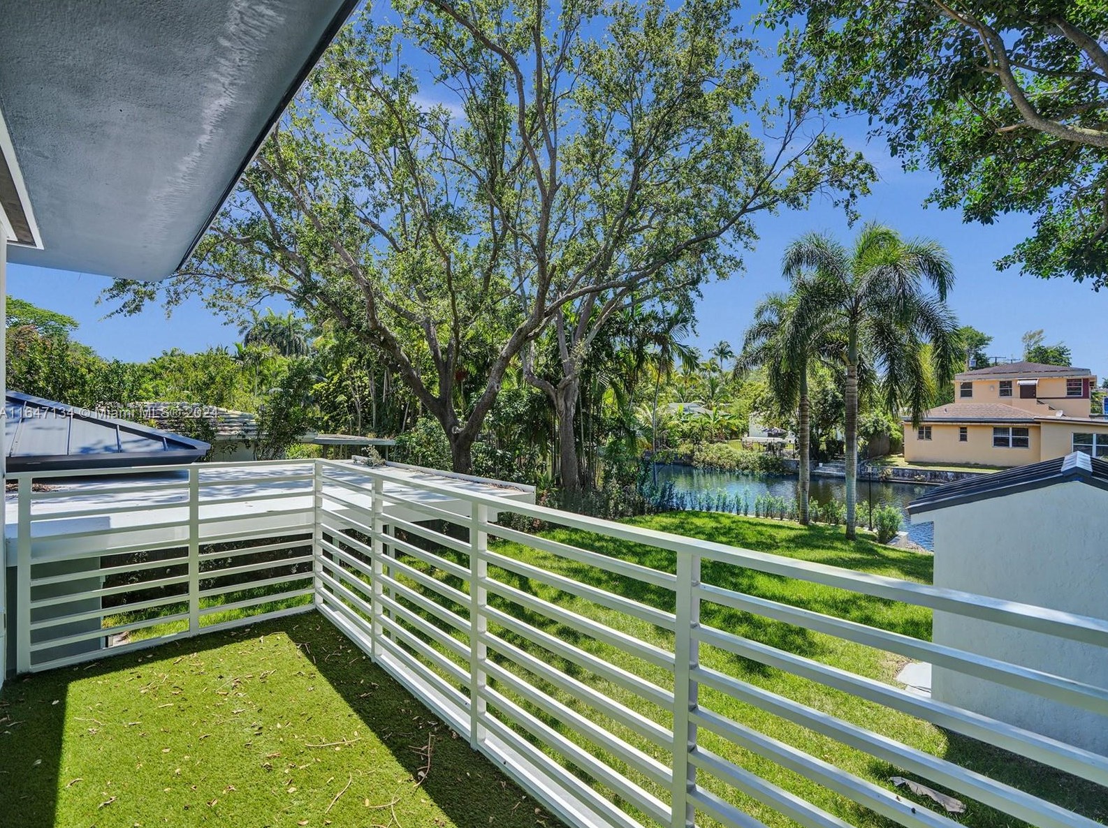 210 85th St, Miami FL  33141-1266 exterior