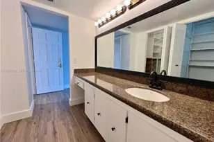 671 NE 195th St, Miami, FL 33179 - Photo 13