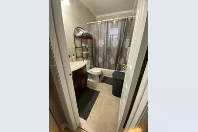 4050 NW 135th St #20-1, Opa-Locka, FL 33054 - Photo 9