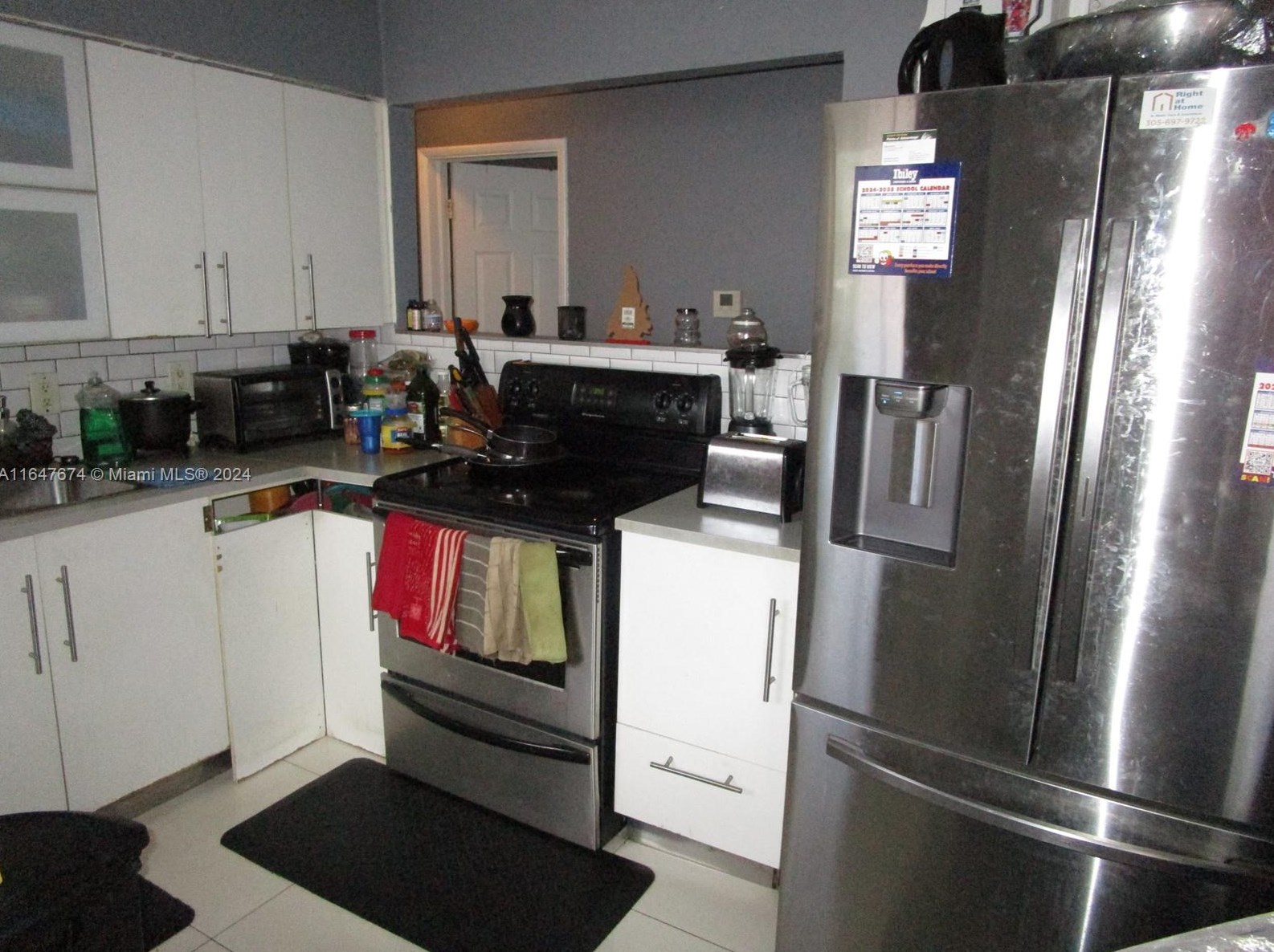 205 121st St, Miami FL 33168-3523 exterior