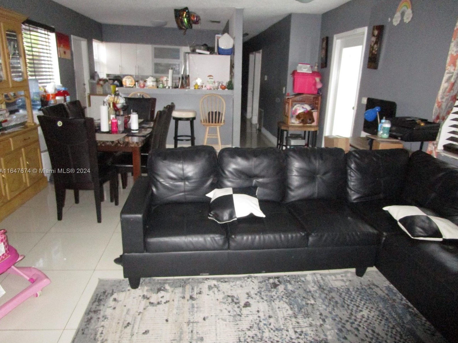 205 121st St, Miami FL 33168-3523 exterior