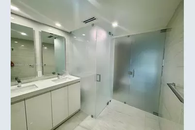 9801 Collins Ave #5U, Bal Harbour, FL 33154 - Photo 29