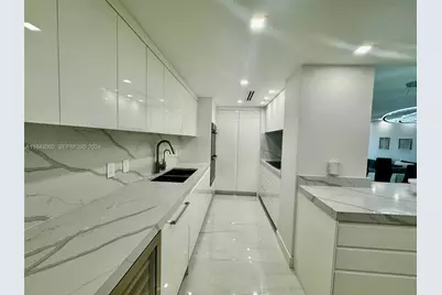 9801 Collins Ave #5U, Bal Harbour, FL 33154 - Photo 1