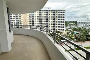 5555 Collins Ave, Miami Beach, FL 33140 - Photo 3