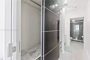 100 Lincoln Rd, Miami Beach, FL 33139 - Photo 9