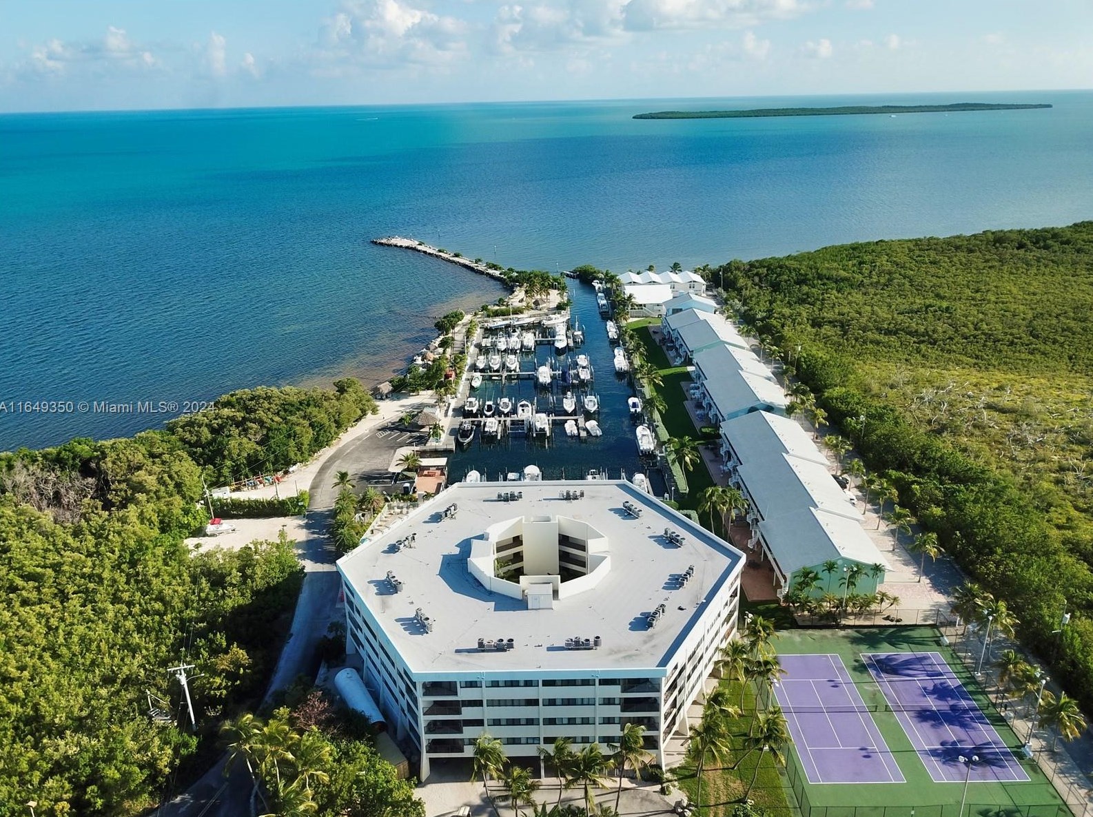 1530 Ocean Bay Dr, Key Largo FL  33037-4283 exterior