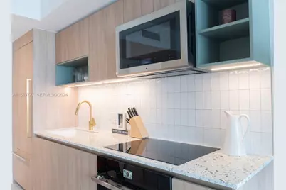 601 NE 1 Ave #4704, Miami, FL 33132 - Photo 7