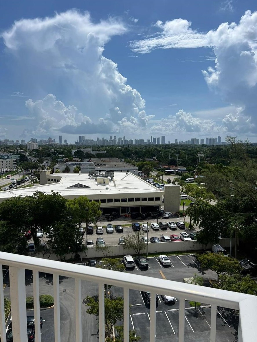 1300 Miami Gardens Dr, Miami FL  33179-4717 exterior