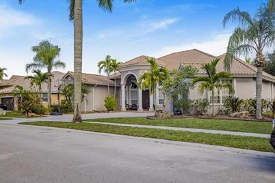 13754 NW 18th Ct, Pembroke Pines, FL 33028 - Photo 1