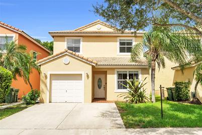 1381 SE 20th Rd, Homestead, FL 33035 - Photo 1