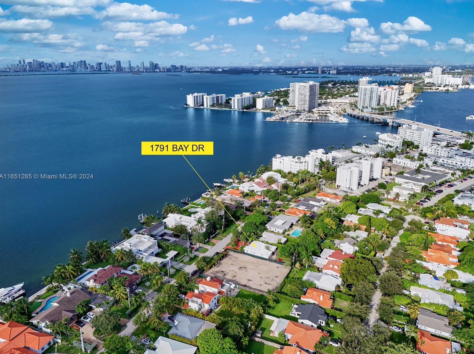 1791 Bay Dr, Miami FL 33154-3111 exterior