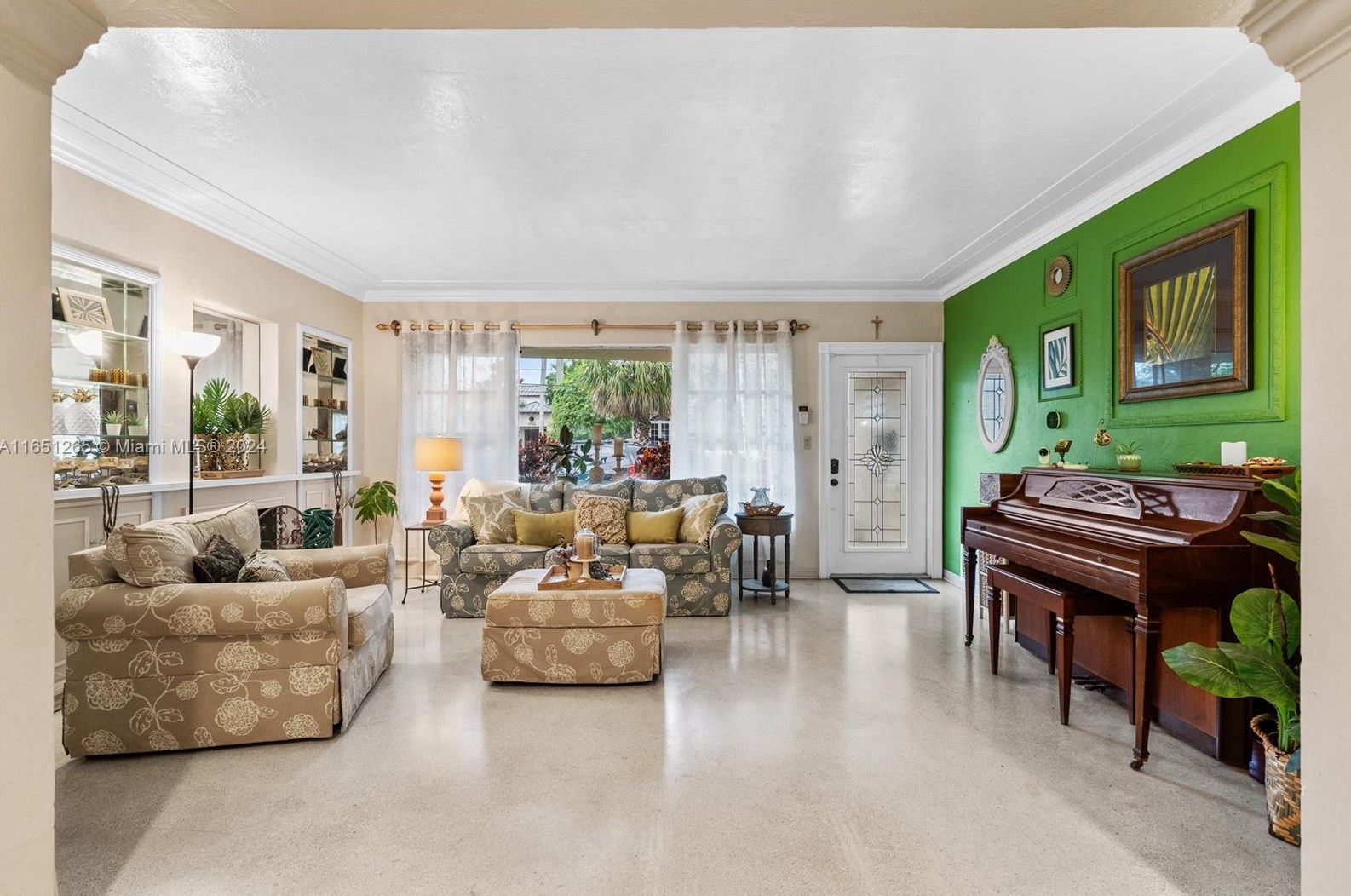 1791 Bay Dr, Miami FL 33154-3111 exterior