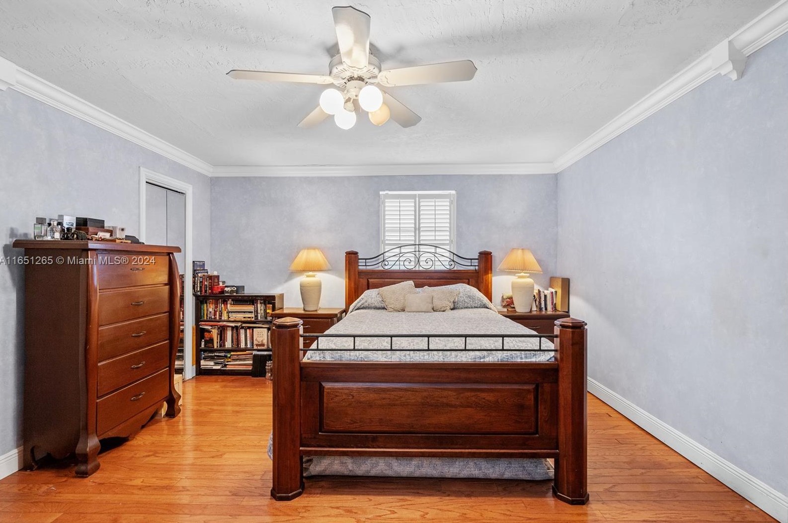 1791 Bay Dr, Miami FL 33154-3111 exterior