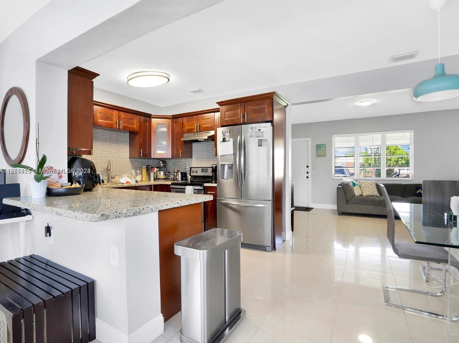 6930 12th St, Hollywood FL  33023-2002 exterior