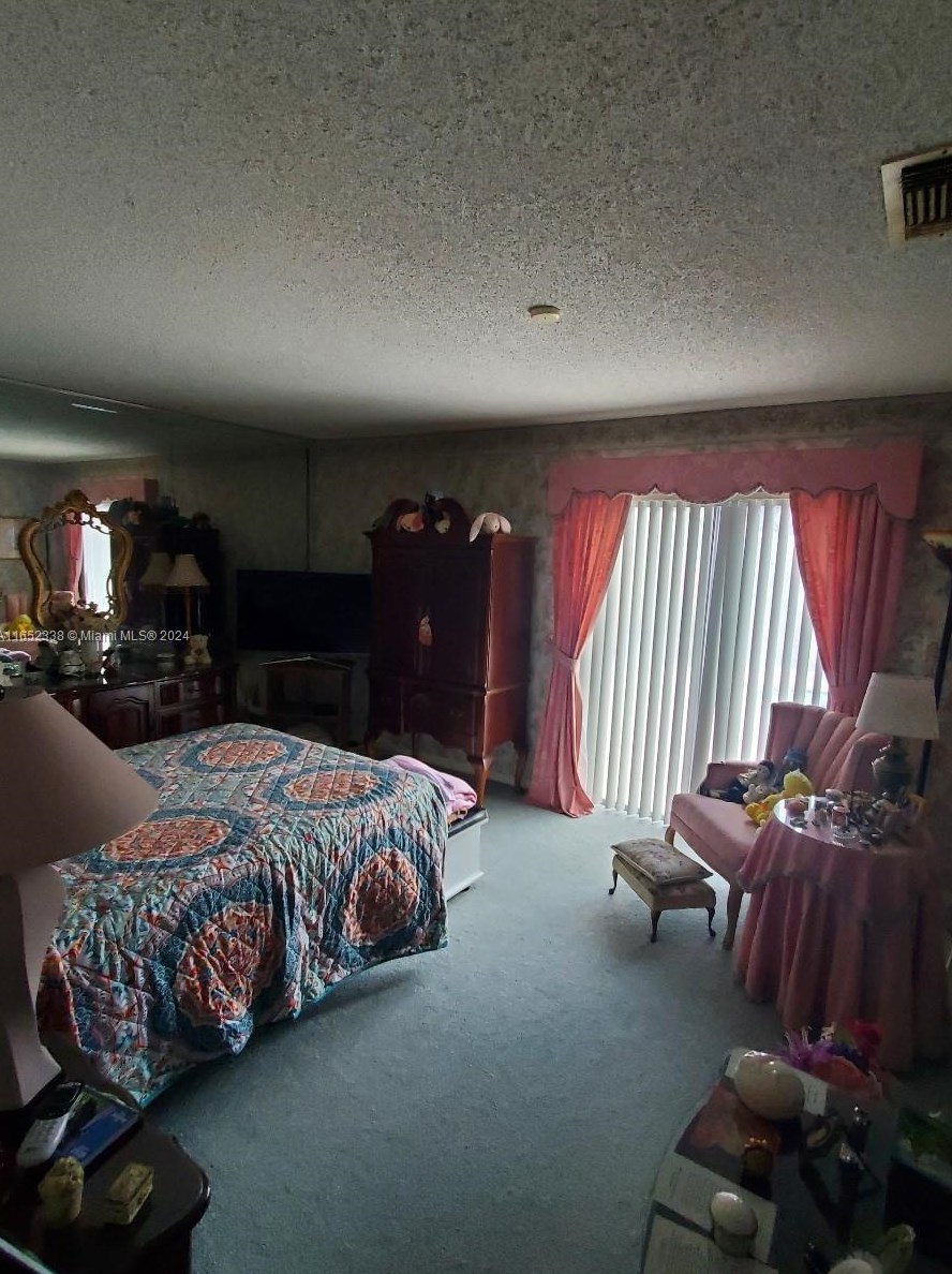 1210 104th Ave, Miami FL 33176-6080 exterior