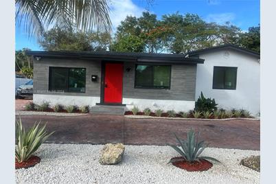 [Address not provided], North Miami, FL 33161 - Photo 1