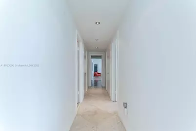 5640 Collins Ave #6D, Miami Beach, FL 33140 - Photo 23