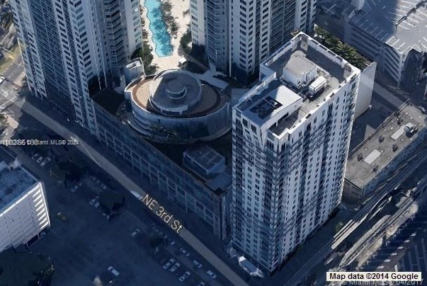 234 3rd St, Miami FL 33132-2215 exterior