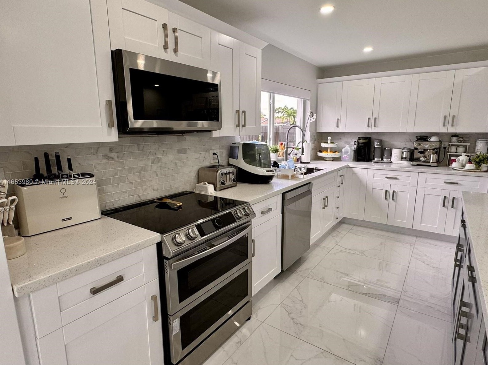 7700 129th Ave, Miami FL  33183-4241 exterior