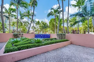 3370 Hidden Bay Dr, Aventura, FL 33180 - Photo 47